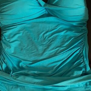 La Blanca teal tankini two piece  Suze 14 exc condition